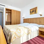 Hotel Safir Blue