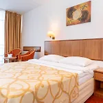 Hotel Safir Blue
