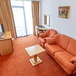 Safir Blue Hotel 3*