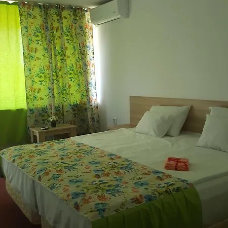 Hotel Safir Blue Saturn