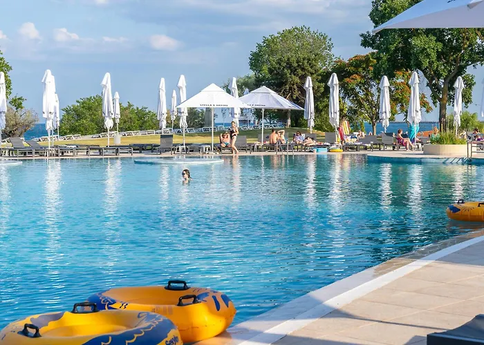 Safir Blue Szálloda 3*