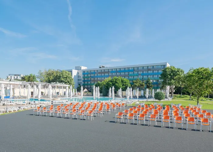 Safir Blue Szálloda Saturn