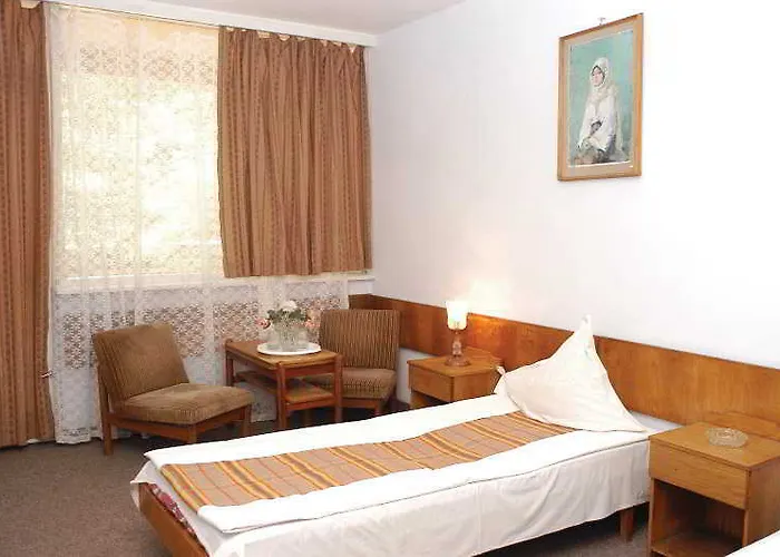 Safir Blue Szálloda Saturn